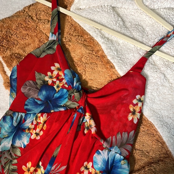 Fashion nova sheer floral coverup - Picture 4 of 4